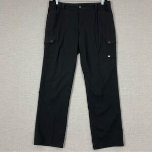 Wind River Black Outdoor Cargo Pants with Straight-Leg Fit